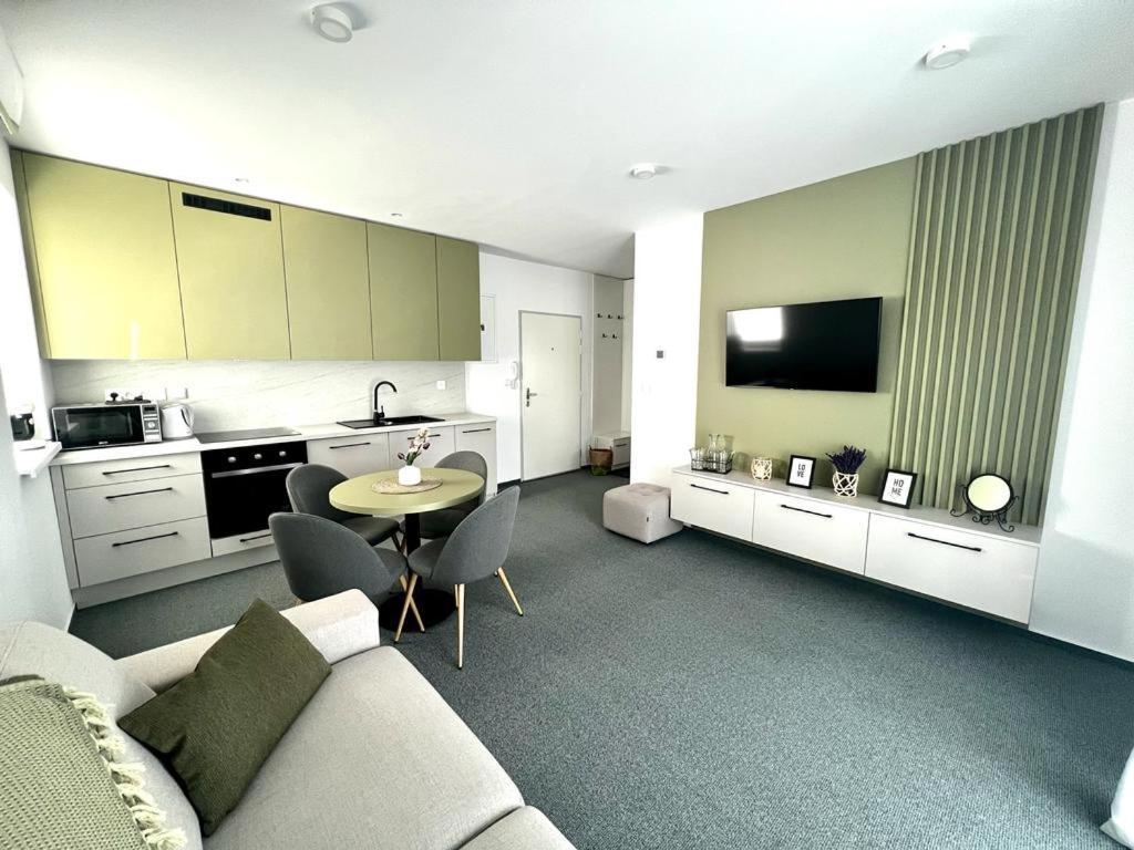 Urban Green Apartment Liptovský Mikuláš Εξωτερικό φωτογραφία